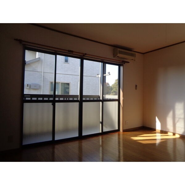 　コーポ山口 こちらの物件はMODE不動産なら割引対象の１部屋です。