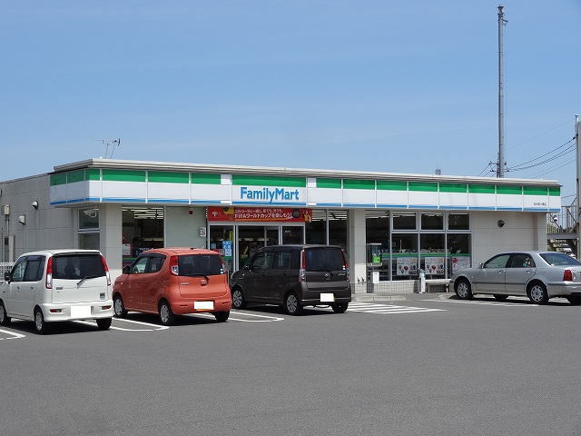 ヴァイオレット ファミリーマート日光倉ケ崎店まで900m