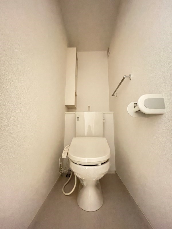 　アミスタープレイス　 こちらの物件はMODE不動産なら割引対象の１部屋です。