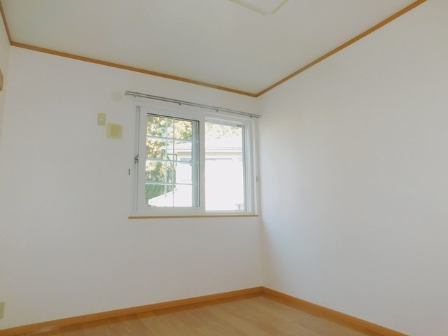　エトワールヒルズ　Ⅱ棟 こちらの物件はMODE不動産なら割引対象の１部屋です。