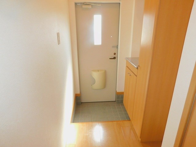 　エトワールヒルズ　Ⅱ棟 こちらの物件はMODE不動産なら割引対象の１部屋です。
