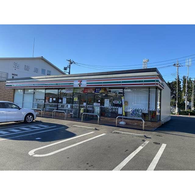 　エトワールヒルズ　Ⅱ棟 セブンイレブン今市本町店
