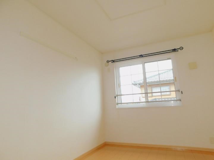 　イヴ・ミオラ　Ａ棟　 こちらの物件はMODE不動産なら割引対象の１部屋です。