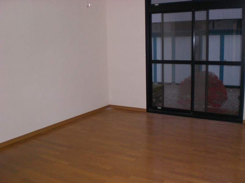 　高根沢３番館 こちらの物件はMODE不動産なら割引対象の１部屋です。