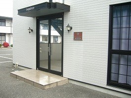 　高根沢５番館   こちらの物件はMODE不動産なら割引対象の１部屋です。