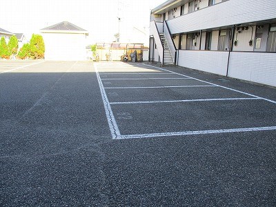 　高根沢５番館   こちらの物件はMODE不動産なら割引対象の１部屋です。