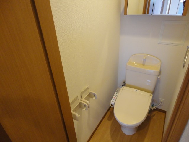 　アイリスコート　 こちらの物件はMODE不動産なら割引対象の１部屋です。