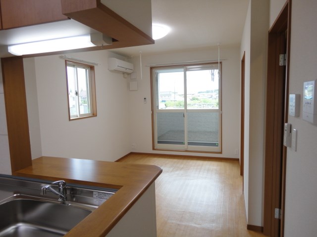 　アイリスコート　 こちらの物件はMODE不動産なら割引対象の１部屋です。
