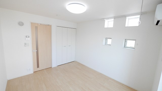 　ヴァルム・プラッツ・リーベ　 こちらの物件はMODE不動産なら割引対象の１部屋です。