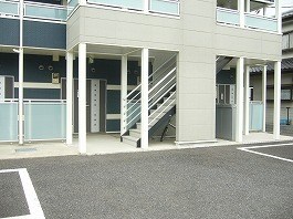 　エスペランサ こちらの物件はMODE不動産なら割引対象の１部屋です。
