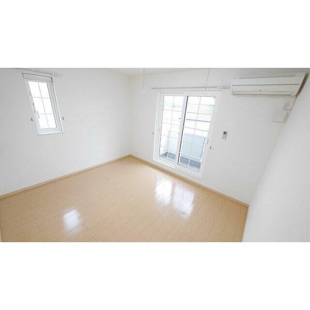 　エリタージュ　Ａ棟　 こちらの物件はMODE不動産なら割引対象の１部屋です。
