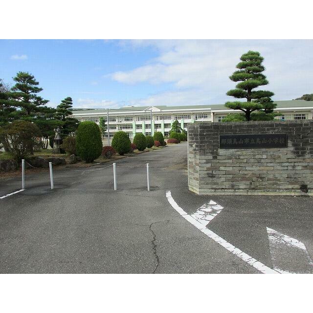 　プラシード　Ｂ棟　 烏山小学校