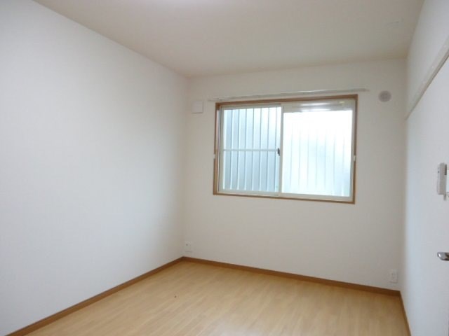 　アイリスコート　 こちらの物件はMODE不動産なら割引対象の１部屋です。