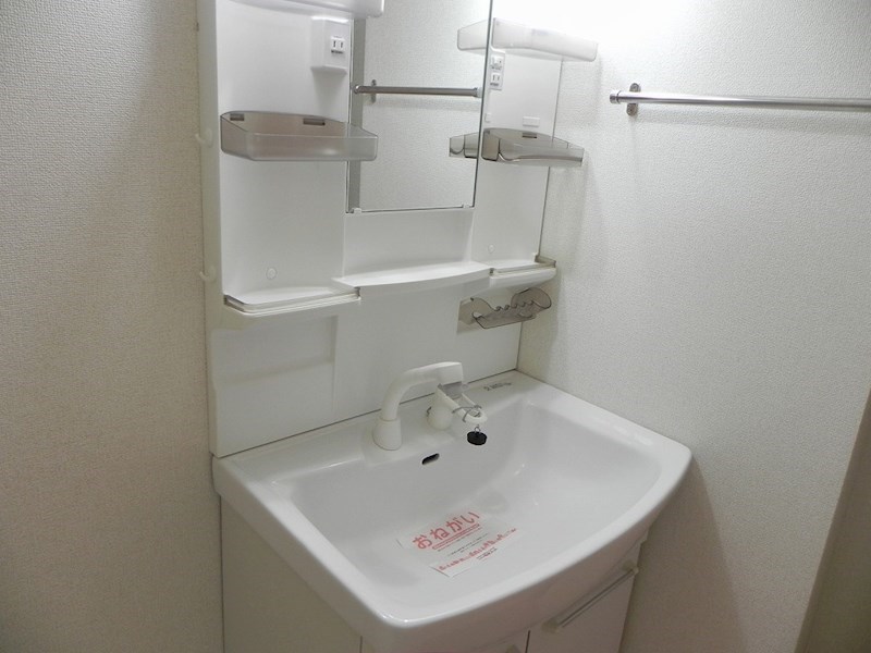 　ラフレシール　Ⅰ棟 こちらの物件はMODE不動産なら割引対象の１部屋です。