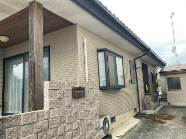 　鹿島町戸建て　 こちらの物件はMODE不動産なら割引対象の１部屋です。