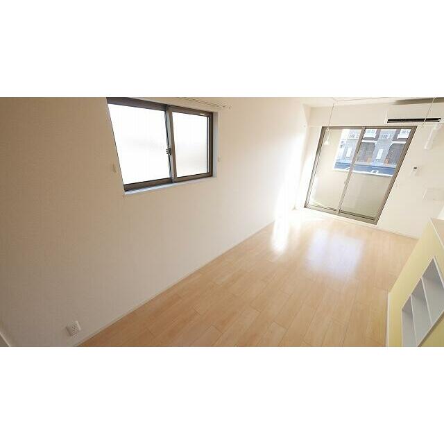 　クレセント　Ｃ棟　 こちらの物件はMODE不動産なら割引対象の１部屋です。