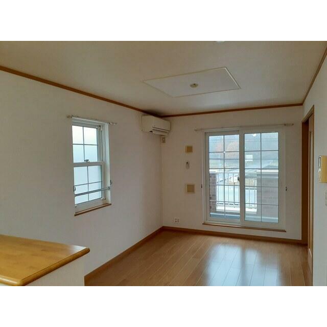 　ヴィラアイシス　 こちらの物件はMODE不動産なら割引対象の１部屋です。