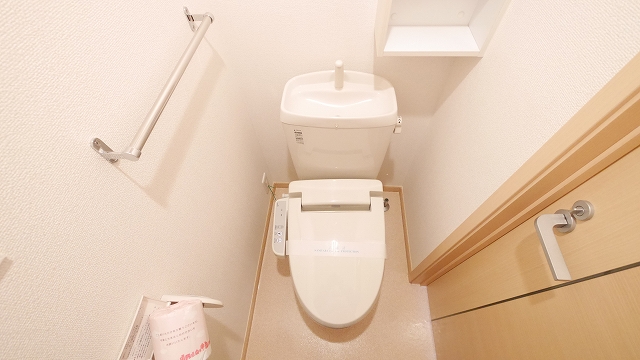 コモ・アモロッソＢ トイレ