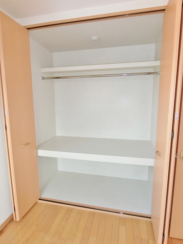 Ｙ＆Ｍルフォン ※同棟同型別部屋内観写真、現状優先となります。