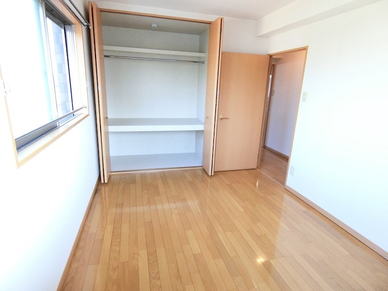 Ｙ＆Ｍルフォン ※同棟同型別部屋内観写真、現状優先となります。