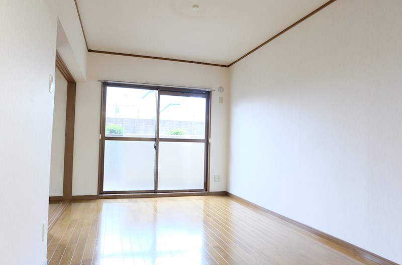 ファミーユみなみ ※同棟同型内観写真、現状優先となります。