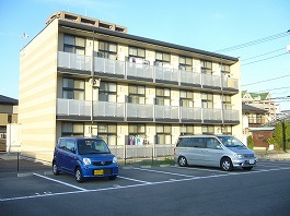 レオパレス今泉 外観