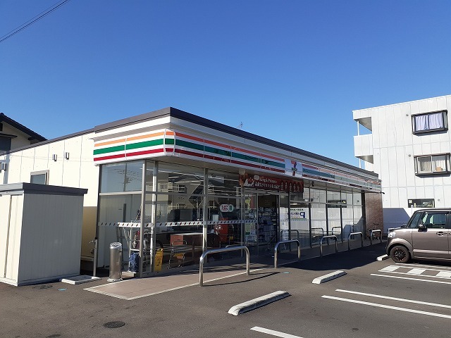 グレース　メロウ　Ｃ セブン-イレブン宇都宮清原台４まで950m