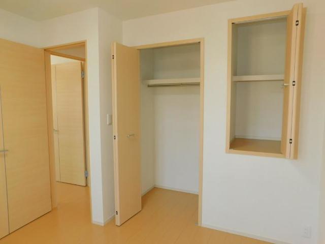 スイートタウンＤ 収納