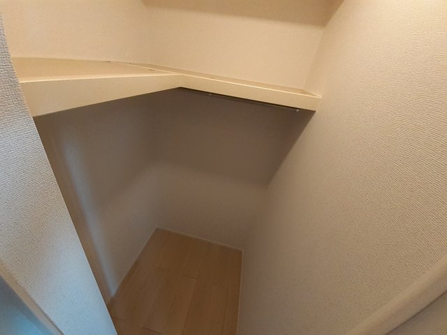 スタンザ　フォルツナータ 収納