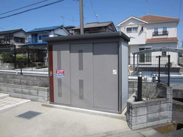 レオパレスプレヴェール 入居者様専用ゴミ庫です。