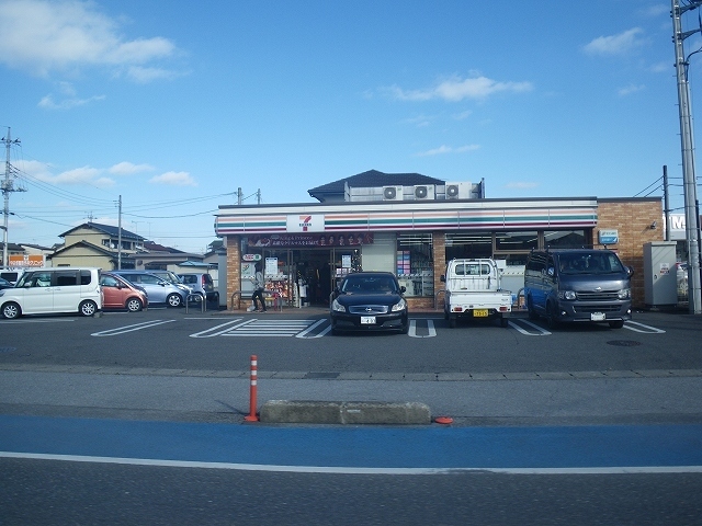 ヴィラ・シャルマン セブンイレブン宇都宮宝木本町店まで750m