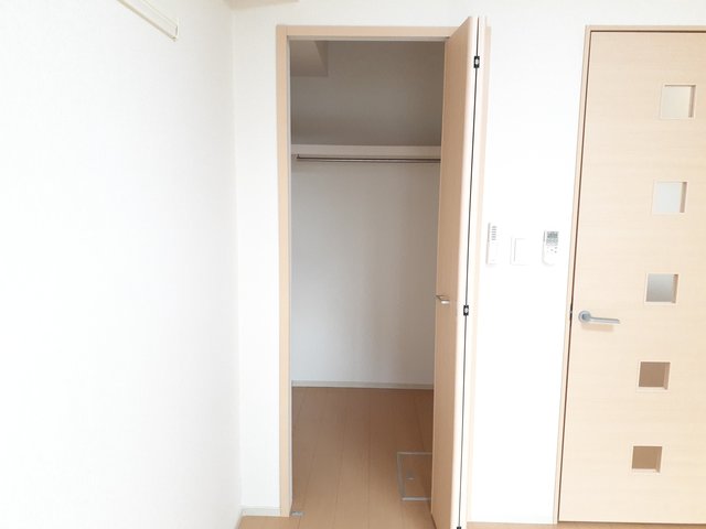 エルムス 収納