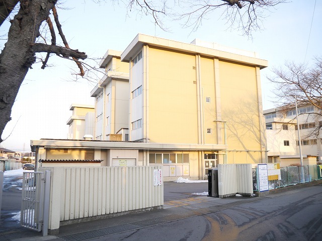 カーサ・ソーレ 細谷小学校まで20m