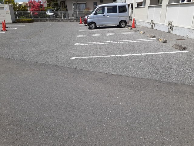 カーサ・ソーレ 駐車場