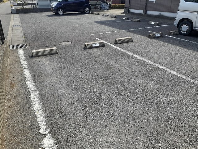 フレーズⅡ 駐車場