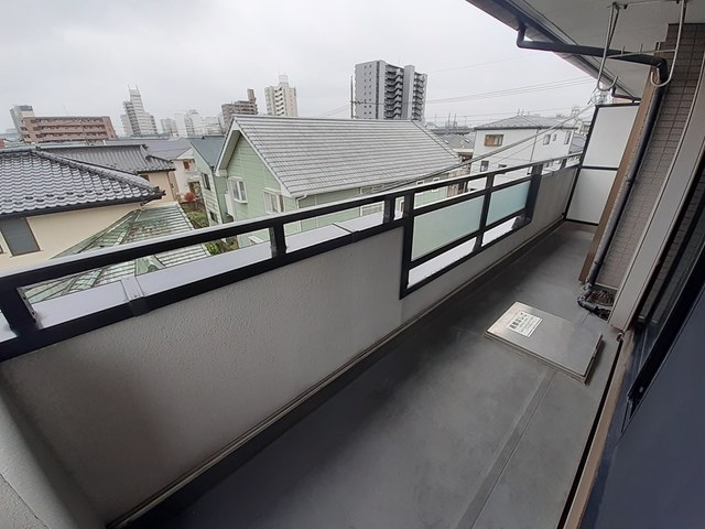 ベルエアー稲和 ベランダ