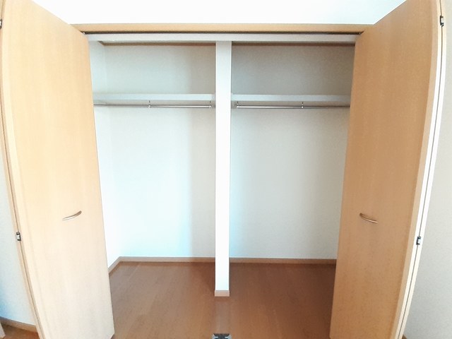 メゾンアンフィニＢ 収納