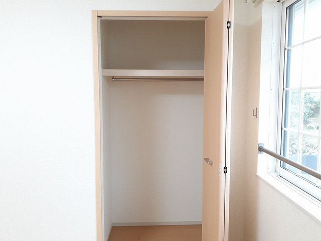 ヴァルム・レーベン緑町Ａ 収納
