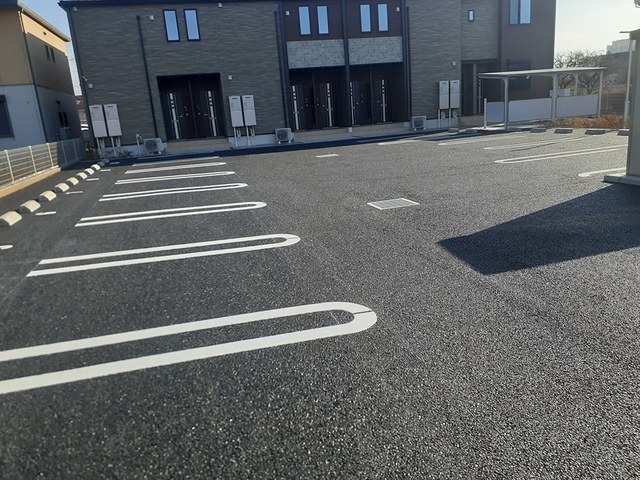 ムース 駐車場