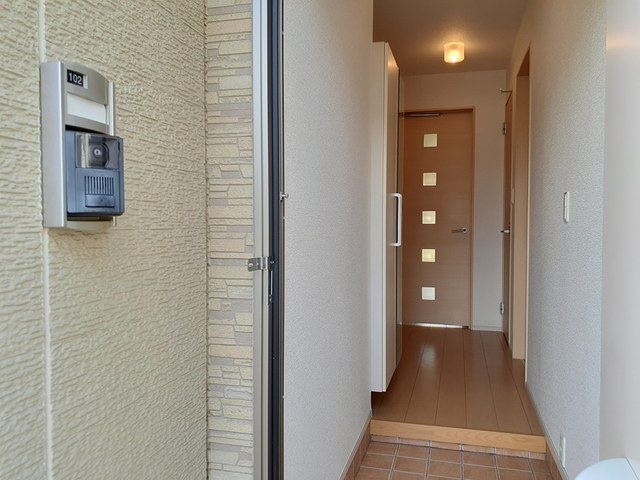 ワイズ　Ⅳ 玄関