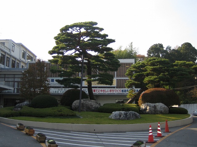 リバレイン 鹿沼市役所まで838ｍ