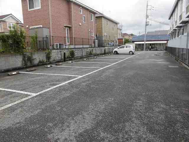 レオパレスポミカ その他