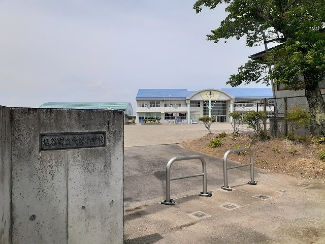 サンリットＣ 大宮小学校まで1200m