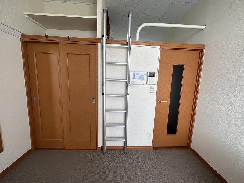 レオパレスポワールみゆきⅡ ロフト付きです。