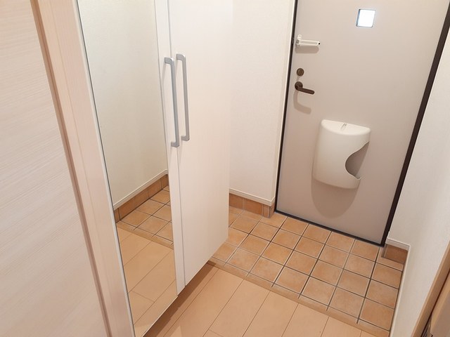 ラフレシールⅠ 玄関