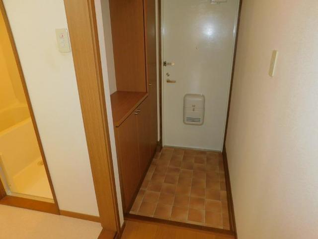 サンライトＣ 玄関