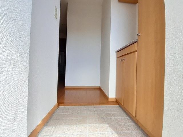 エテルネルＡ 玄関