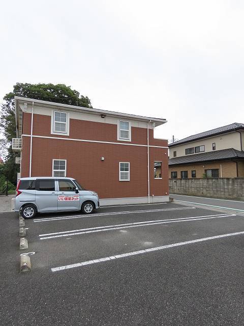 グランシャンテ 駐車場