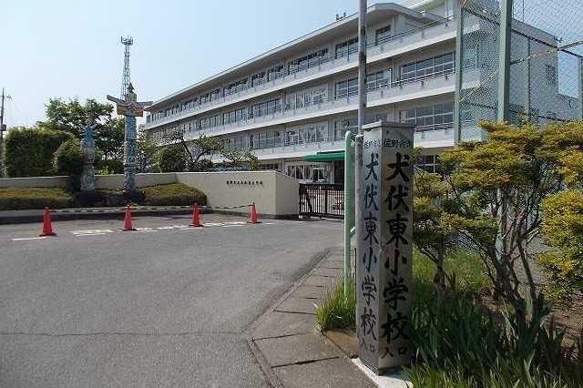 エテルノ　Ⅱ 犬伏東小学校まで700m
