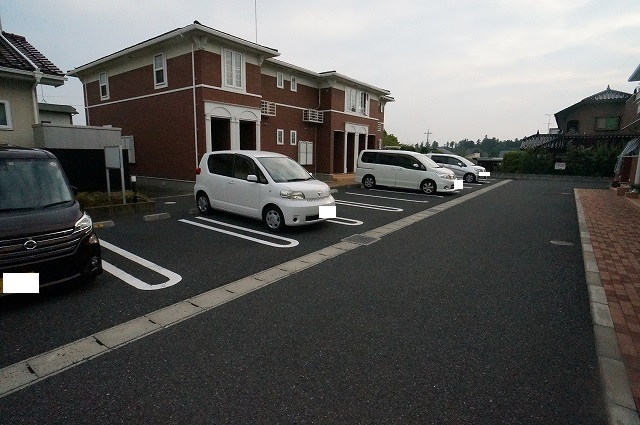 Ｅｌｅｇａｎｔ　Ｉ　Ａ 駐車場